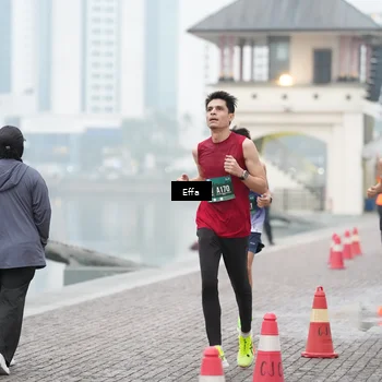 Runner Photo 8471115