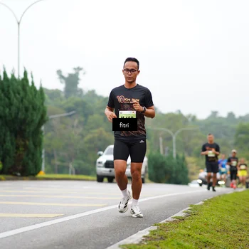 Runner Photo 8471116