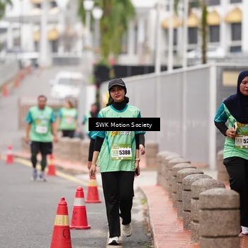 Runner Photo 8471122