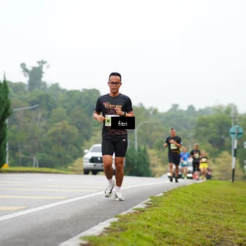 Runner Photo 8471126