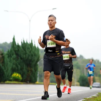 Runner Photo 8471136