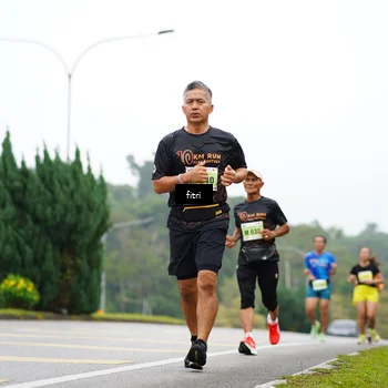 Runner Photo 8471143