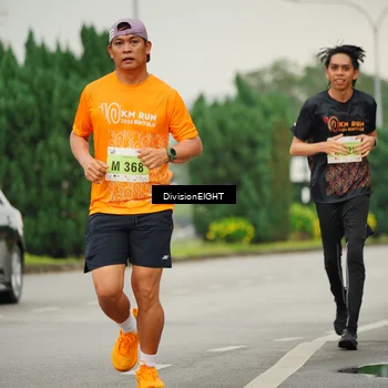 Runner Photo 8471182