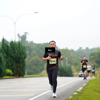 Runner Photo 8471200