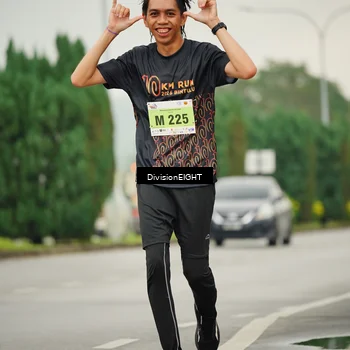 Runner Photo 8471223