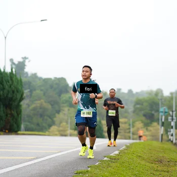 Runner Photo 8471258