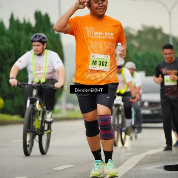 Runner Photo 8471263