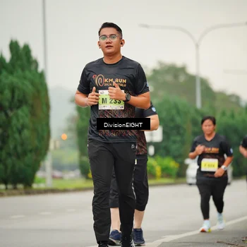 Runner Photo 8471281