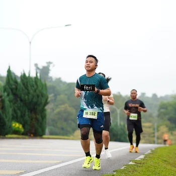 Runner Photo 8471288