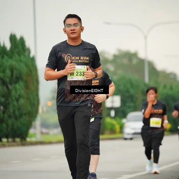 Runner Photo 8471289
