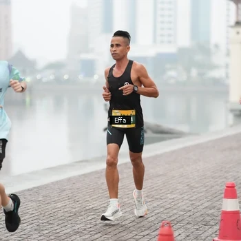 Runner Photo 8471293