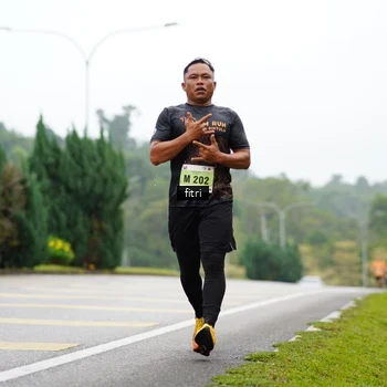 Runner Photo 8471303