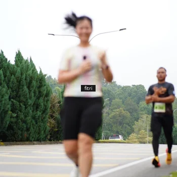 Runner Photo 8471304