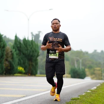 Runner Photo 8471312