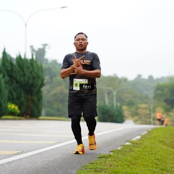 Runner Photo 8471317
