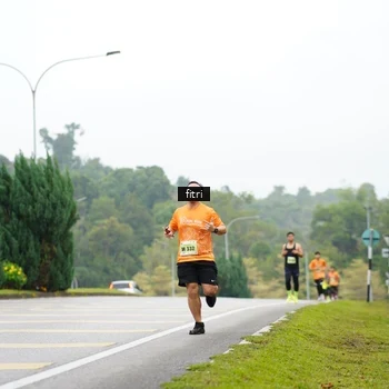 Runner Photo 8471329
