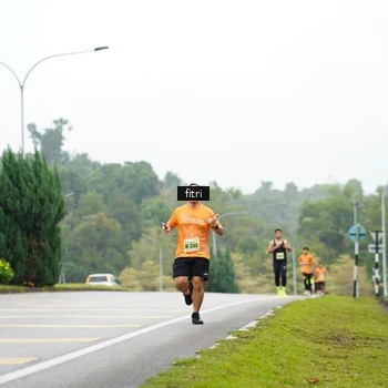 Runner Photo 8471336