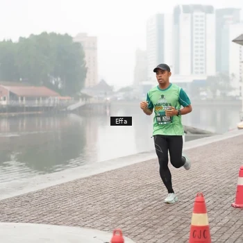 Runner Photo 8471337