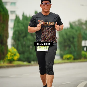 Runner Photo 8471338