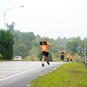 Runner Photo 8471340