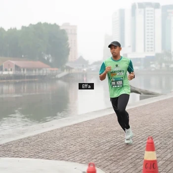 Runner Photo 8471350