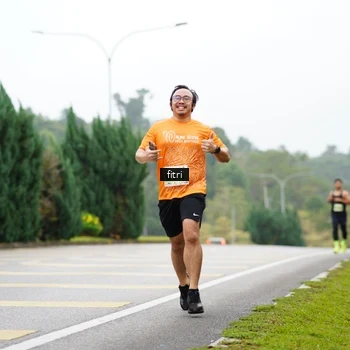 Runner Photo 8471352