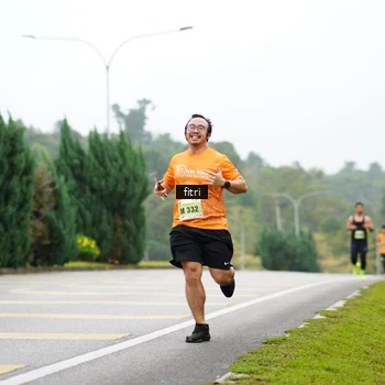 Runner Photo 8471353