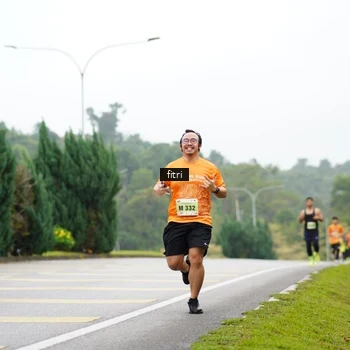 Runner Photo 8471354