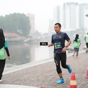 Runner Photo 8471376