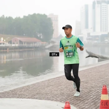 Runner Photo 8471383