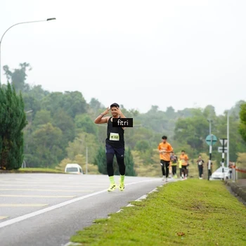 Runner Photo 8471386