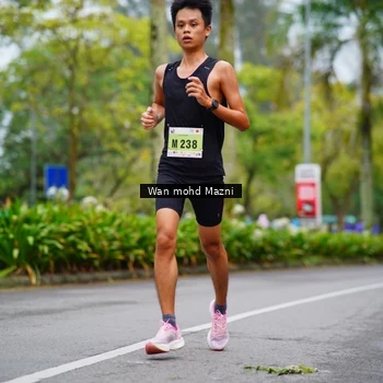 Runner Photo 8471395