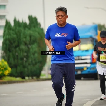 Runner Photo 8471422