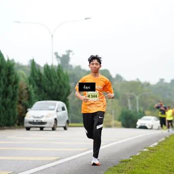 Runner Photo 8471477