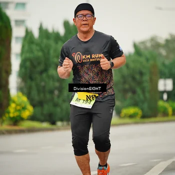 Runner Photo 8471478