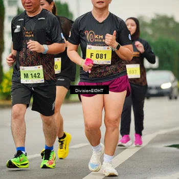 Runner Photo 8471489