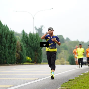 Runner Photo 8471518