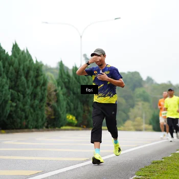 Runner Photo 8471537