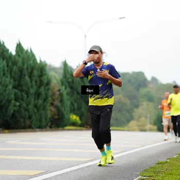Runner Photo 8471545