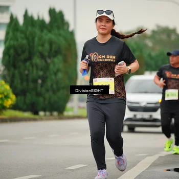 Runner Photo 8471555