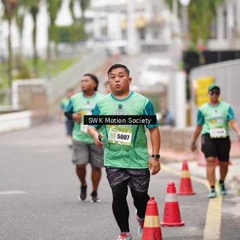 Runner Photo 8471558