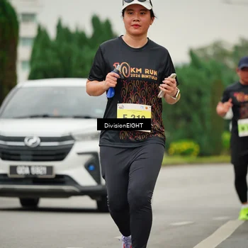 Runner Photo 8471570