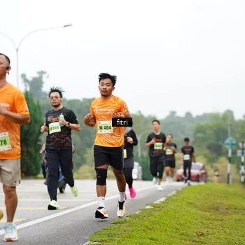 Runner Photo 8471593