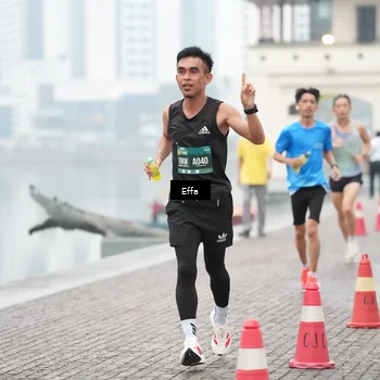 Runner Photo 8471638