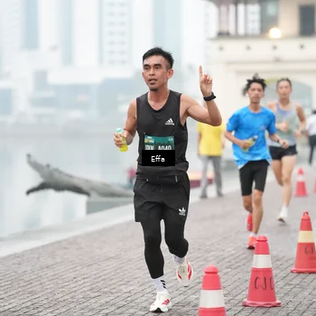 Runner Photo 8471655