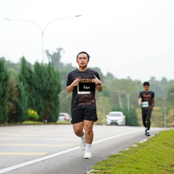 Runner Photo 8471668