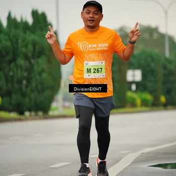 Runner Photo 8471678