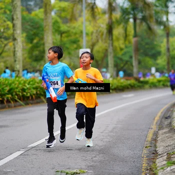Runner Photo 8471684