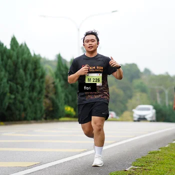 Runner Photo 8471686