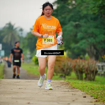Runner Photo 8471703